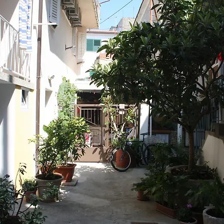 Andrijasevic-city Center * 마카르스카