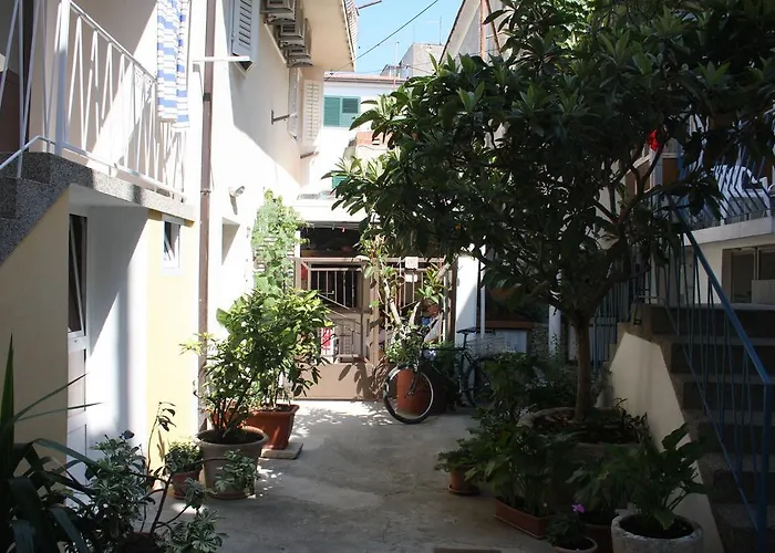 Andrijasevic-city Center * Makarska